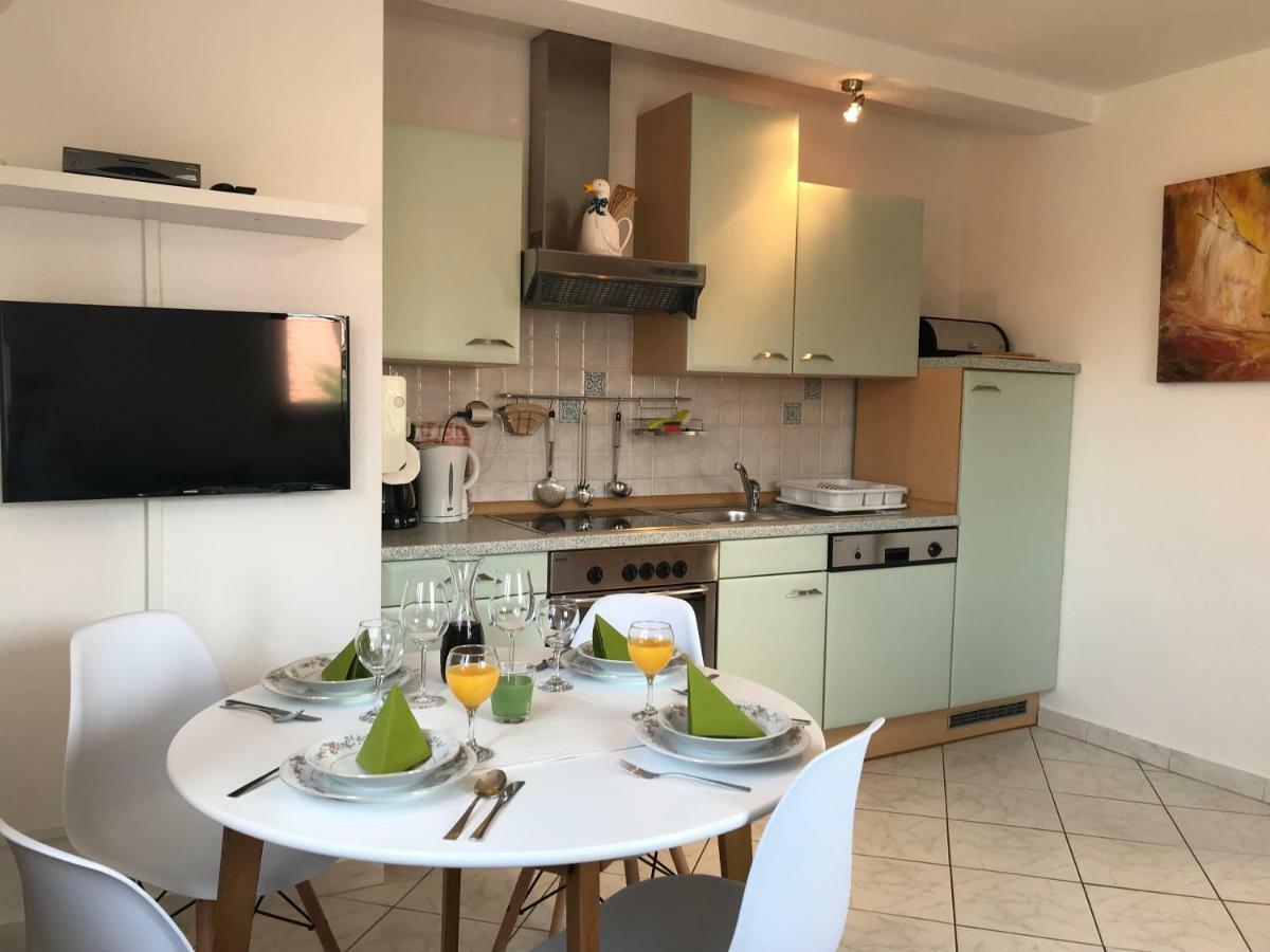 Ferienwohnung Mit 2 Schlafzimmer Oder Studio Apartment - Istrien-Fiorini Brtonigla Kültér fotó